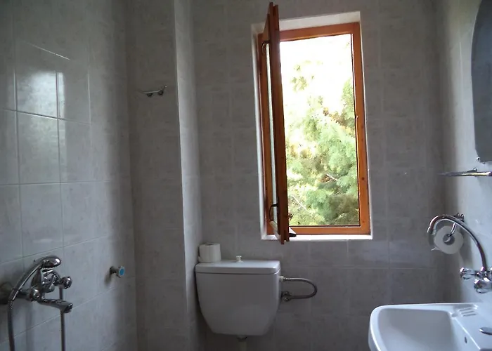 Victoria Sinemorets 2* Szinemorec